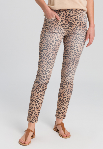 leopard print jeans outfit